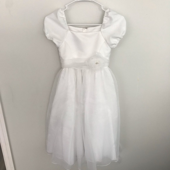 David’s bridal flower girl dress size 12 pit/Pit 12” waist 11” length 30” - Picture 4 of 12